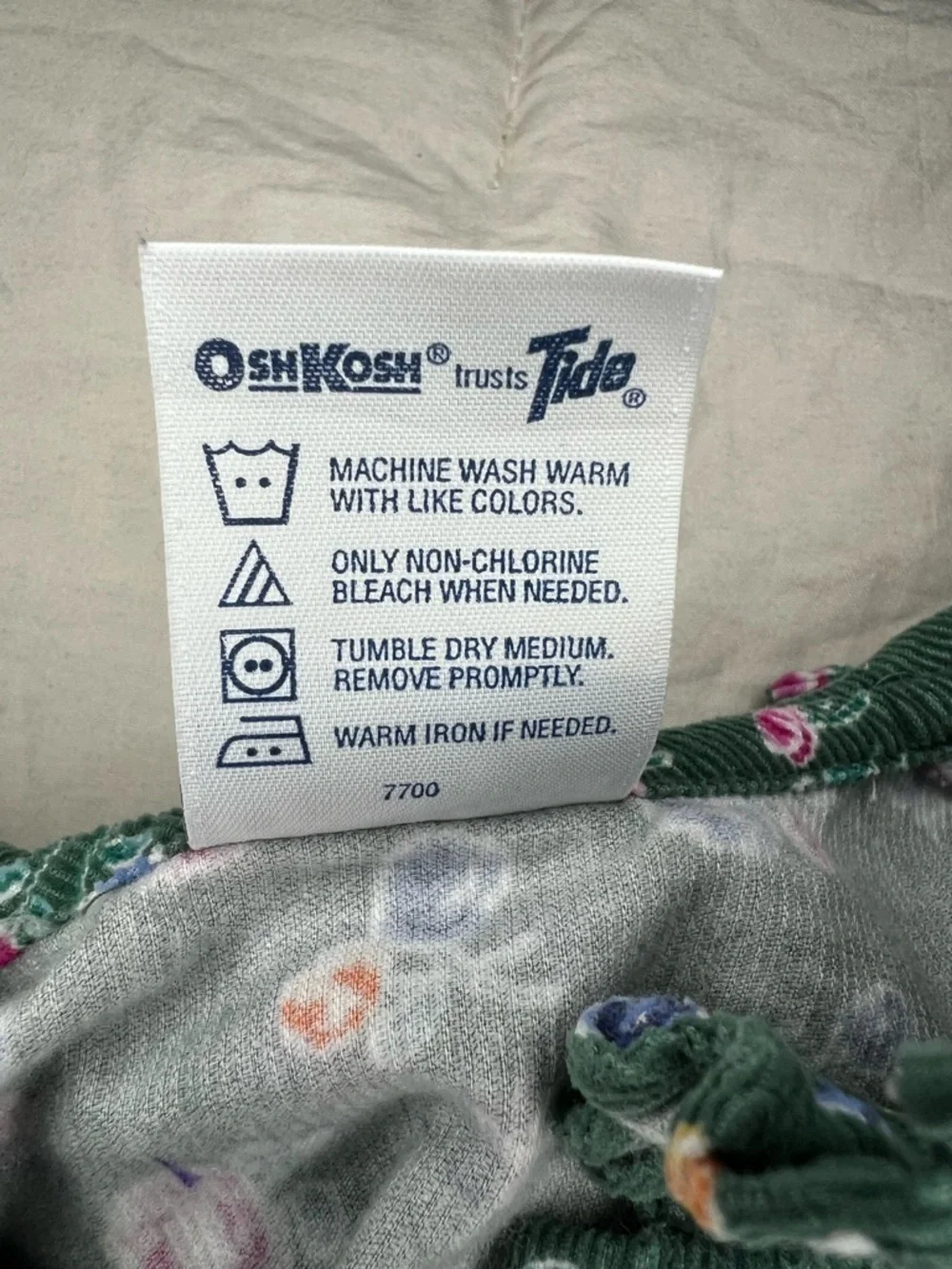 OshKosh B'gosh Green Long Sleeve Floral Corduroy Dress Girls Sz 3T.